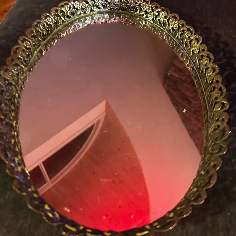 Elegant Filigree Gold Oval Mirror